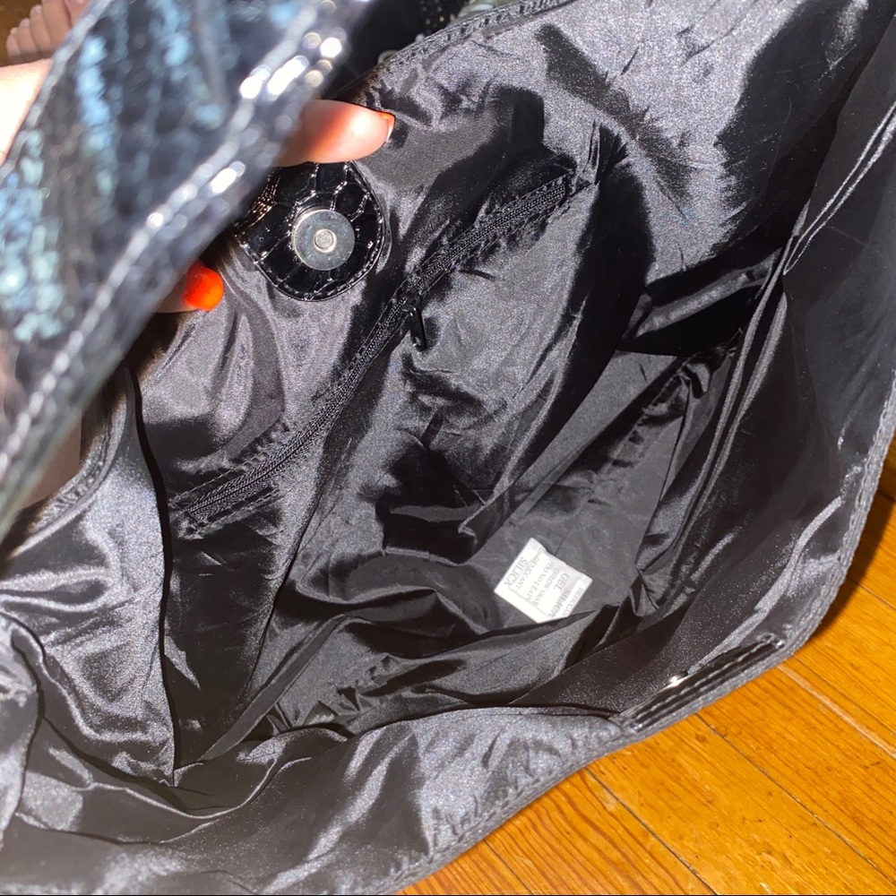 Shoulder Bag - Picture 2 of 2